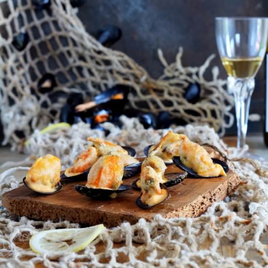 Pickled mussels in tempura