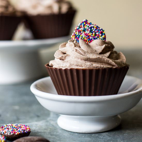 Chocolate Mousse in Chocolate Cups