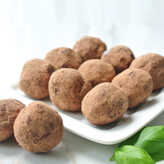 Homemade Chocolate Truffles