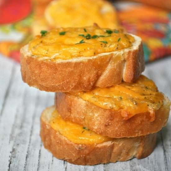 Easy Ranch Cheesy Bread