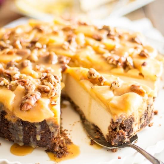 Maple Caramel and Apple Cheesecake