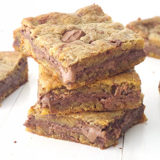 Nutella Stuffed Cookie Bars