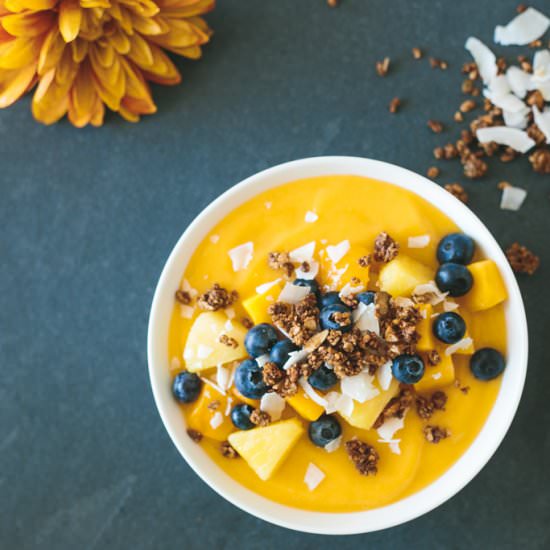 Mango Smoothie Bowl