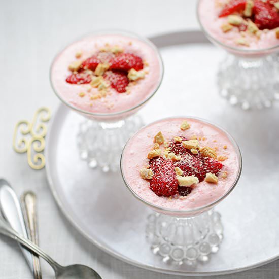 Simple Strawberry Mousse