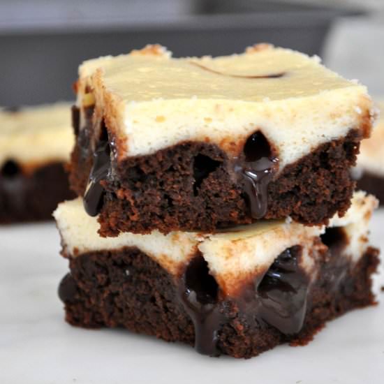 Cheesecake Brownies with Fudge
