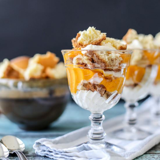 Mango Trifles w. White Choc Cream