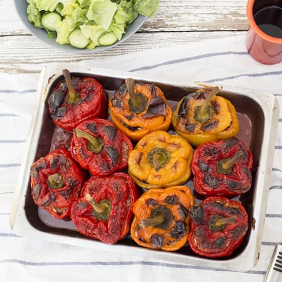 Greek stuffed peppers (vegan)
