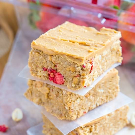 No Bake Strawberry Shortcake Bars
