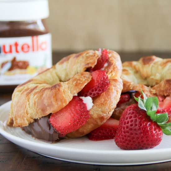 Grilled Nutella & Cheese Croissant