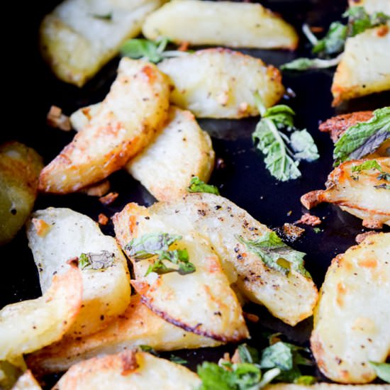 Roasted Garlic Potato Wedges