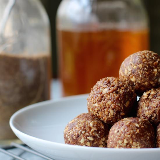 Peanut Butter Honey Energy Bites