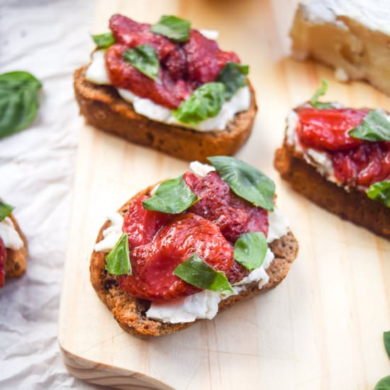Roasted Strawberry, Basil, & Brie