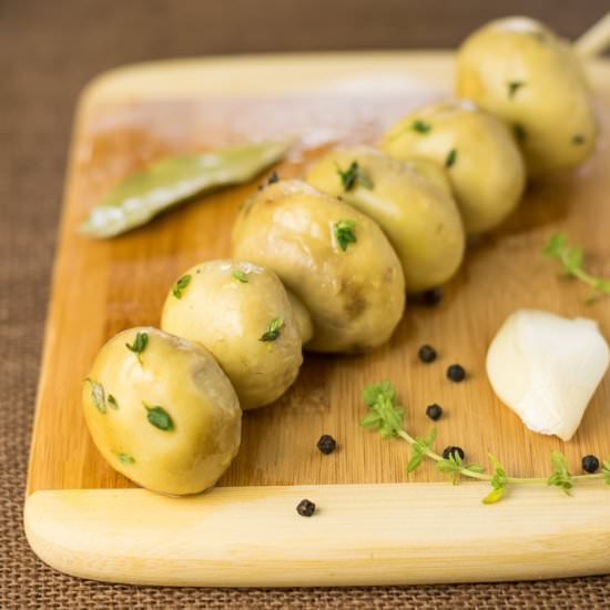 Lemon & Thyme Marinated Mushrooms