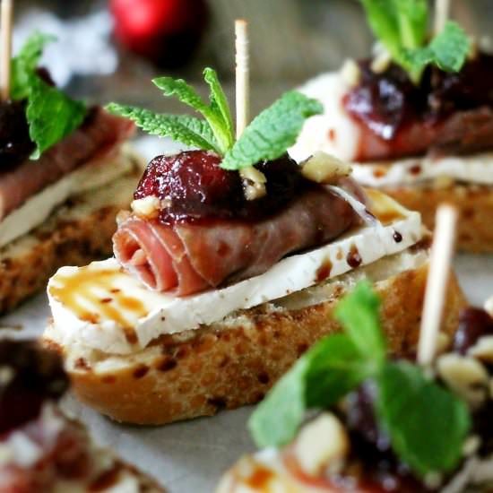 Cranberry, Brie and Prosciutto