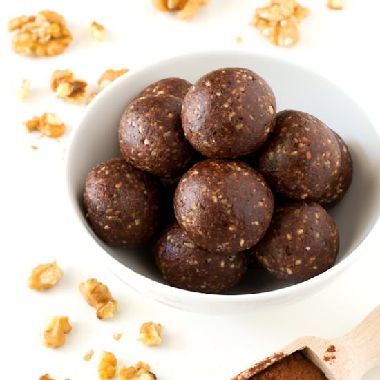3-Ingredient Raw Cacao Bites