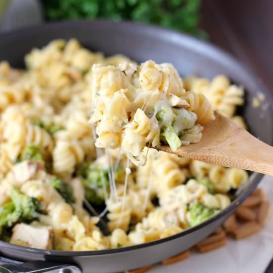 Skinny Chicken & Broccoli Alfredo