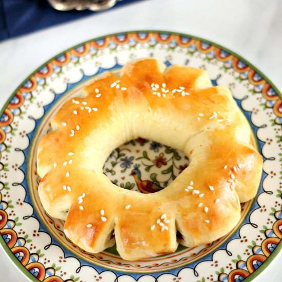 Medjool Date Bread Rings