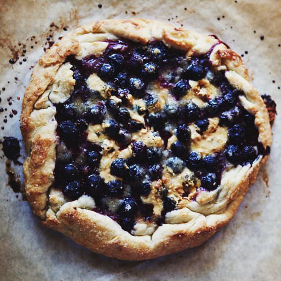 Blueberry Blonde Chocolate Crostata