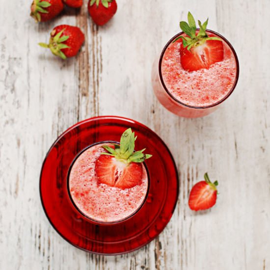 Strawberry coconut smoothie