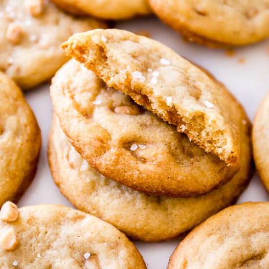 Salted Vanilla Toffee Cookies