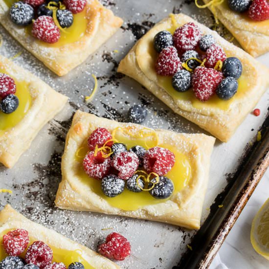 Lemon Berry Cheesecake Puffs