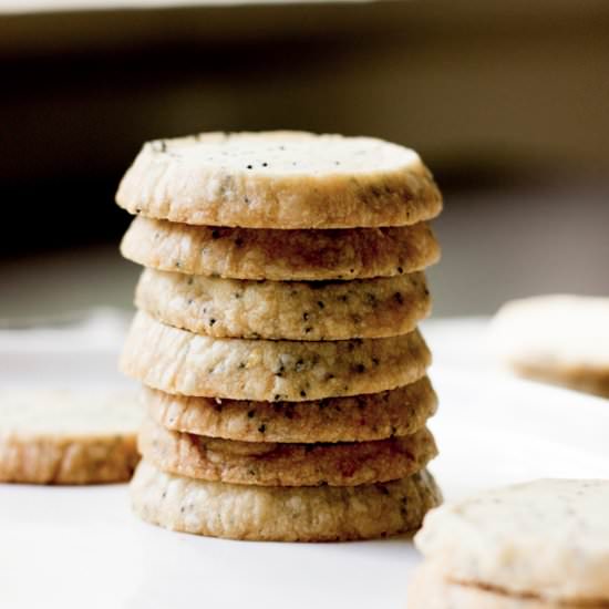 Lemon Poppyseed Shortbread