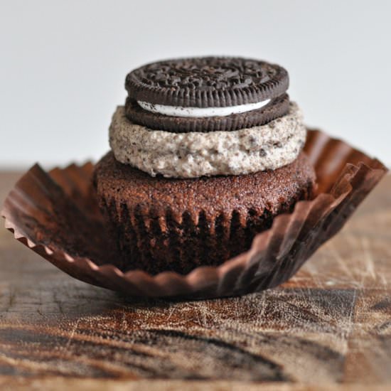 Hidden Oreo Cupcakes