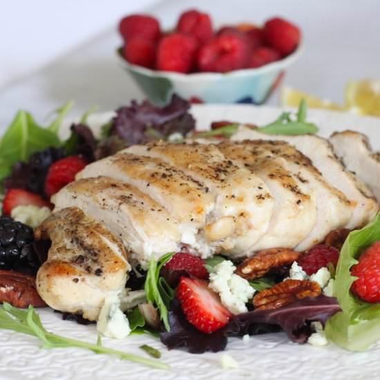 Grilled Chicken Salad with Berries