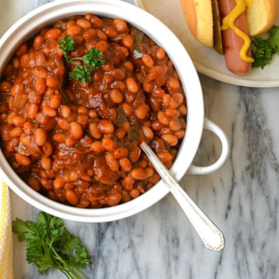 Barbecue baked beans