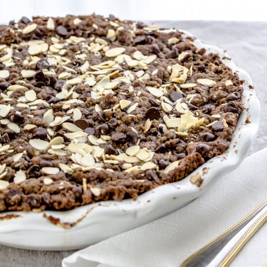 Chocolate Banana Crumb Cake