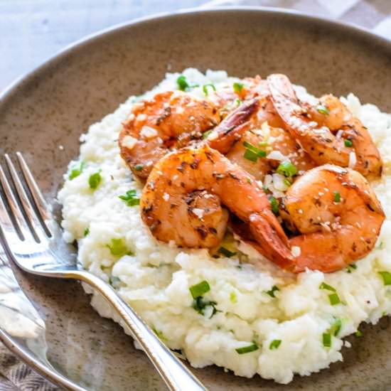 Skinny Cajun Shrimp and Grits