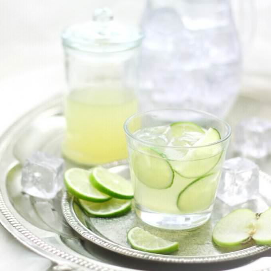 Green apple lime lemonade