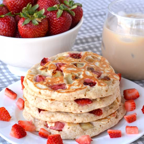 Fresh Strawberry Banana Pancakes