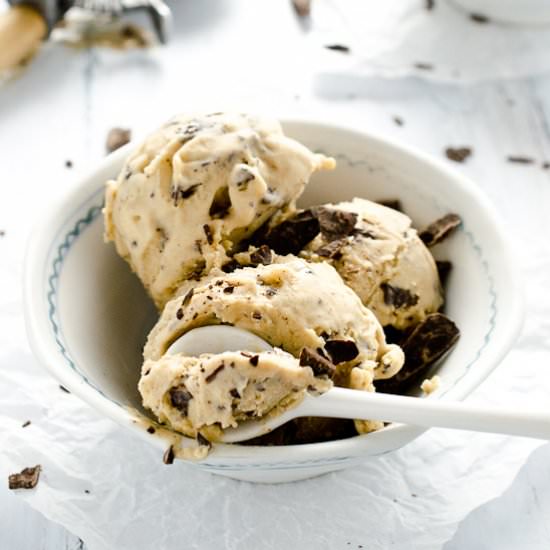 Peanut Butter Banana Ice Cream