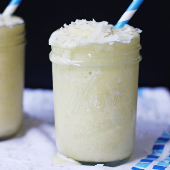 3-Ingredient Pina Colada Smoothie