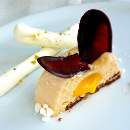 Peach passion entremet