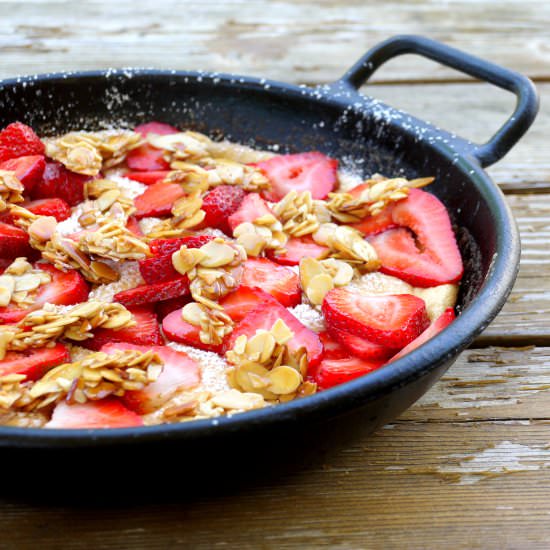 Strawberry Soufflé Omelet