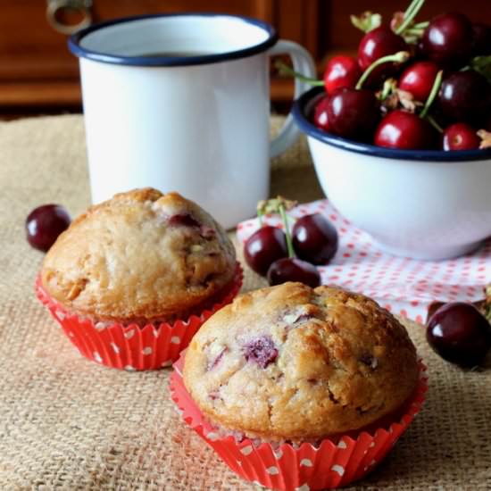 Vegan Cherry Muffins