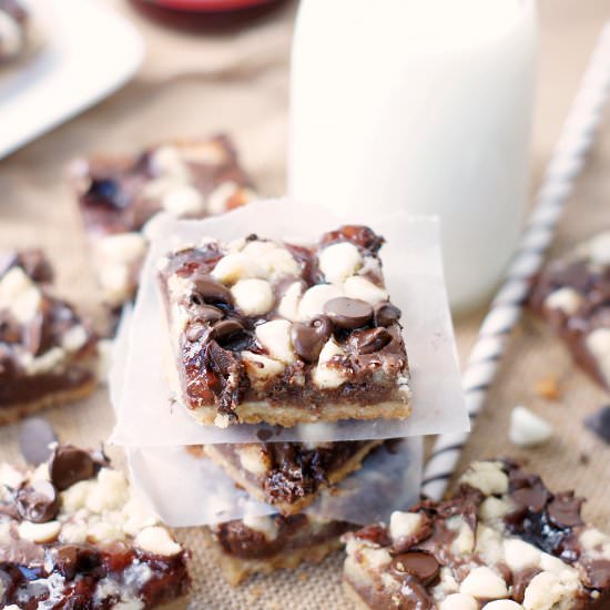 Chocolate Raspberry Fudge Bars
