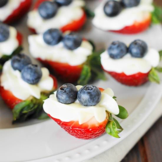 Strawberry Cheesecake Bites