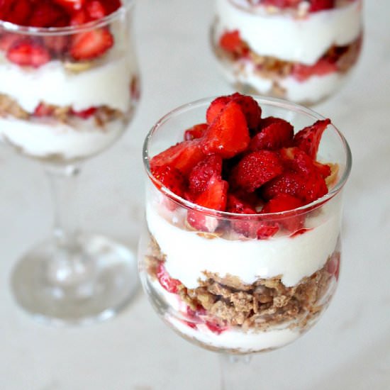 Strawberry cottage cheese parfait