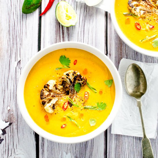 Coconut Curried Cauliflower Soup