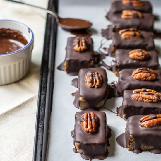 Maple Pecan Protein Bars