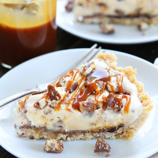 Twix Ice Cream Pie