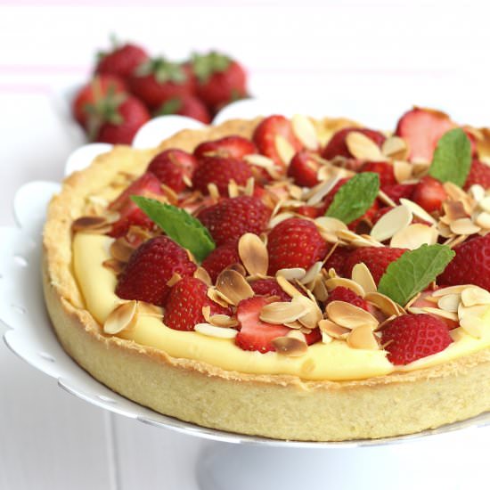 Divine Strawberry Tart