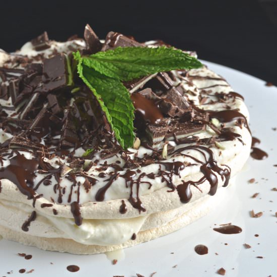 Mint Choclatee Pavlova