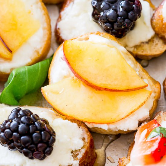 Goat Cheese Crostini