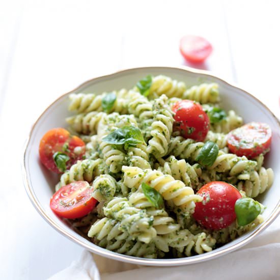 Quick Vegan Pesto Pasta
