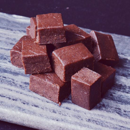 Healthy Brownie Peanut Butter Fudge