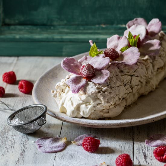 Pistachio Meringue Roulade